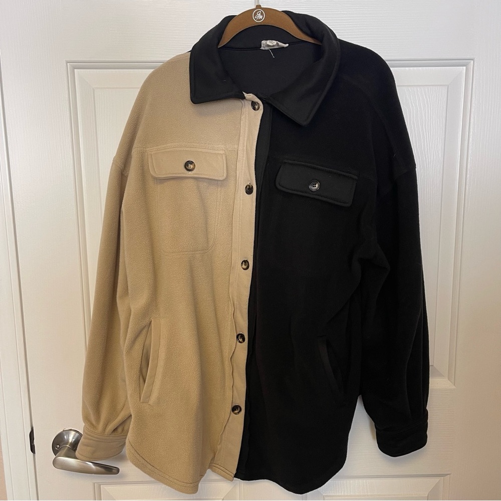 BIBI Button Front Shirt Jacket Women’s Medium Tan/Black, pockets, collar, warm